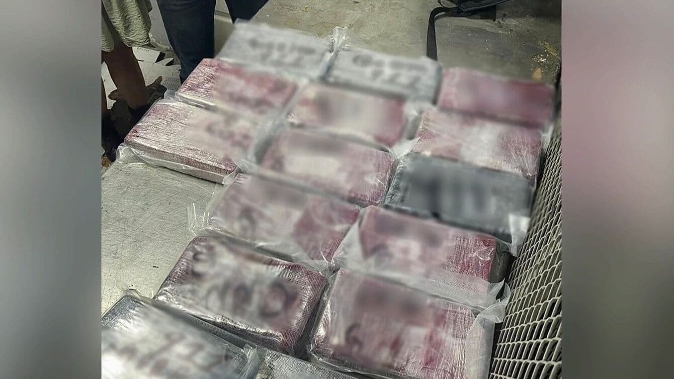 Decomisan 165 Kilos de Cocaína Ocultos en Maleta en Aeropuerto de Tijuana; Hay 11 Detenidos