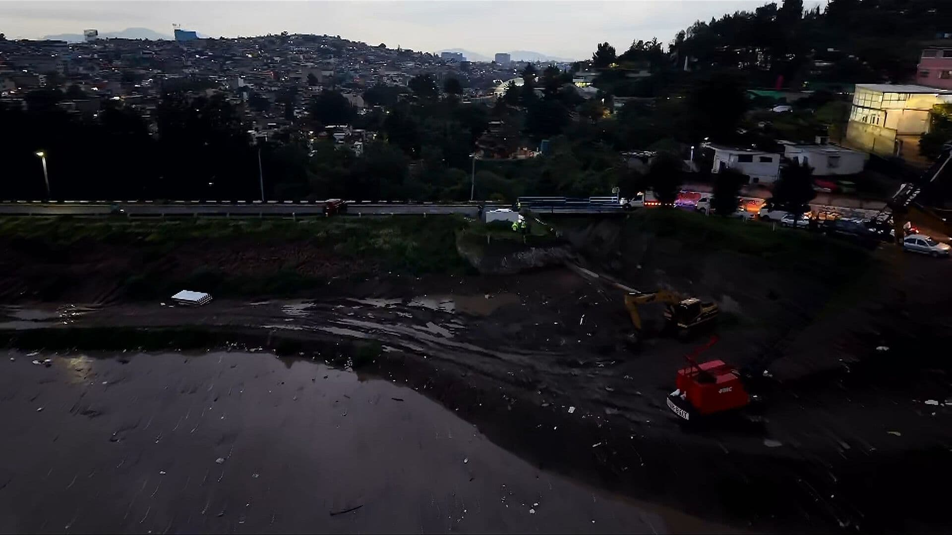¿Qué Pasó Hoy en la Presa Los Cuartos? Trabajadores son Arrastrados por Corriente de Agua