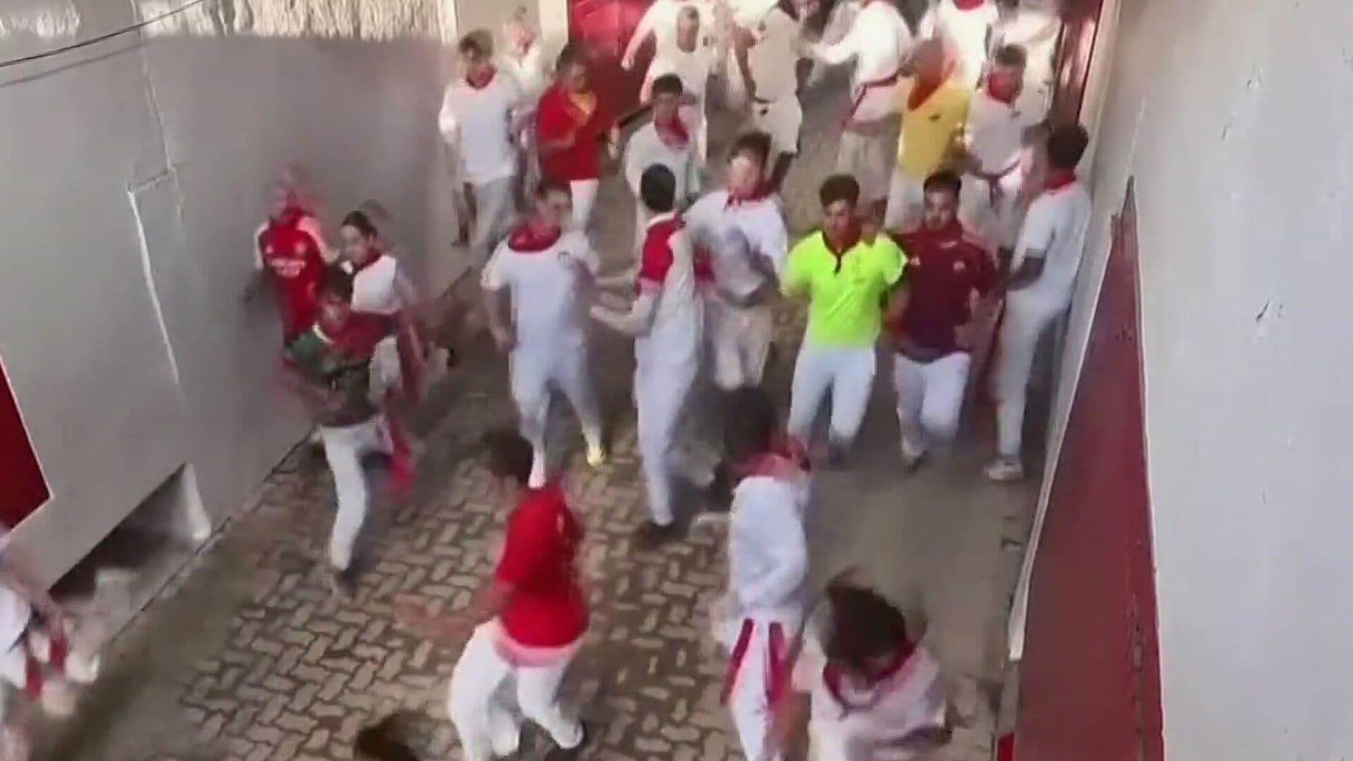 13 Lesionados y un Herido de Gravedad por Cornada en Caótico Encierro de San Fermín