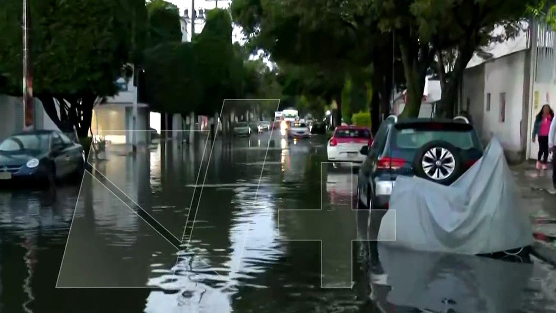 Lluvias Dejan Inundaciones y Caos Vial en Tlalpan y Xochimilco, CDMX