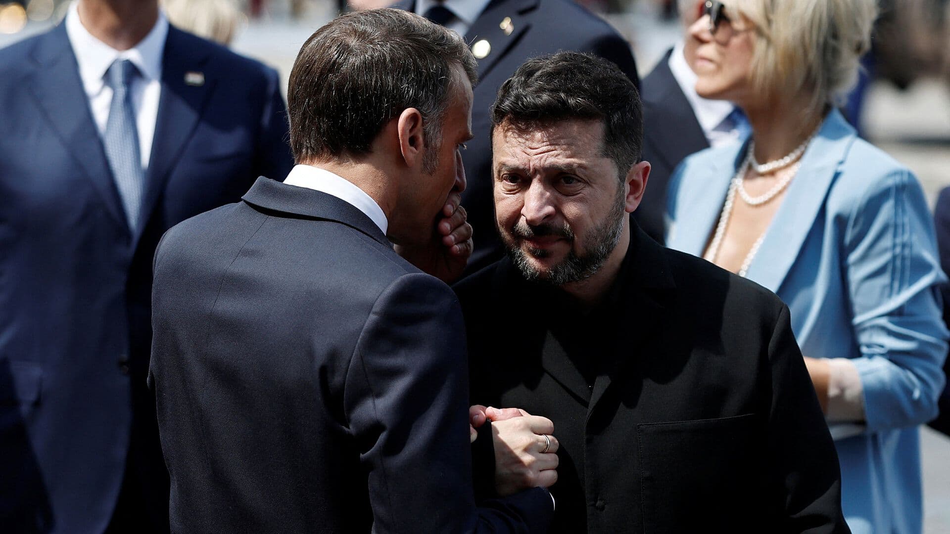 Francia Conmemora el Día de la Bastilla; Zelenzki, Invitado de Honor