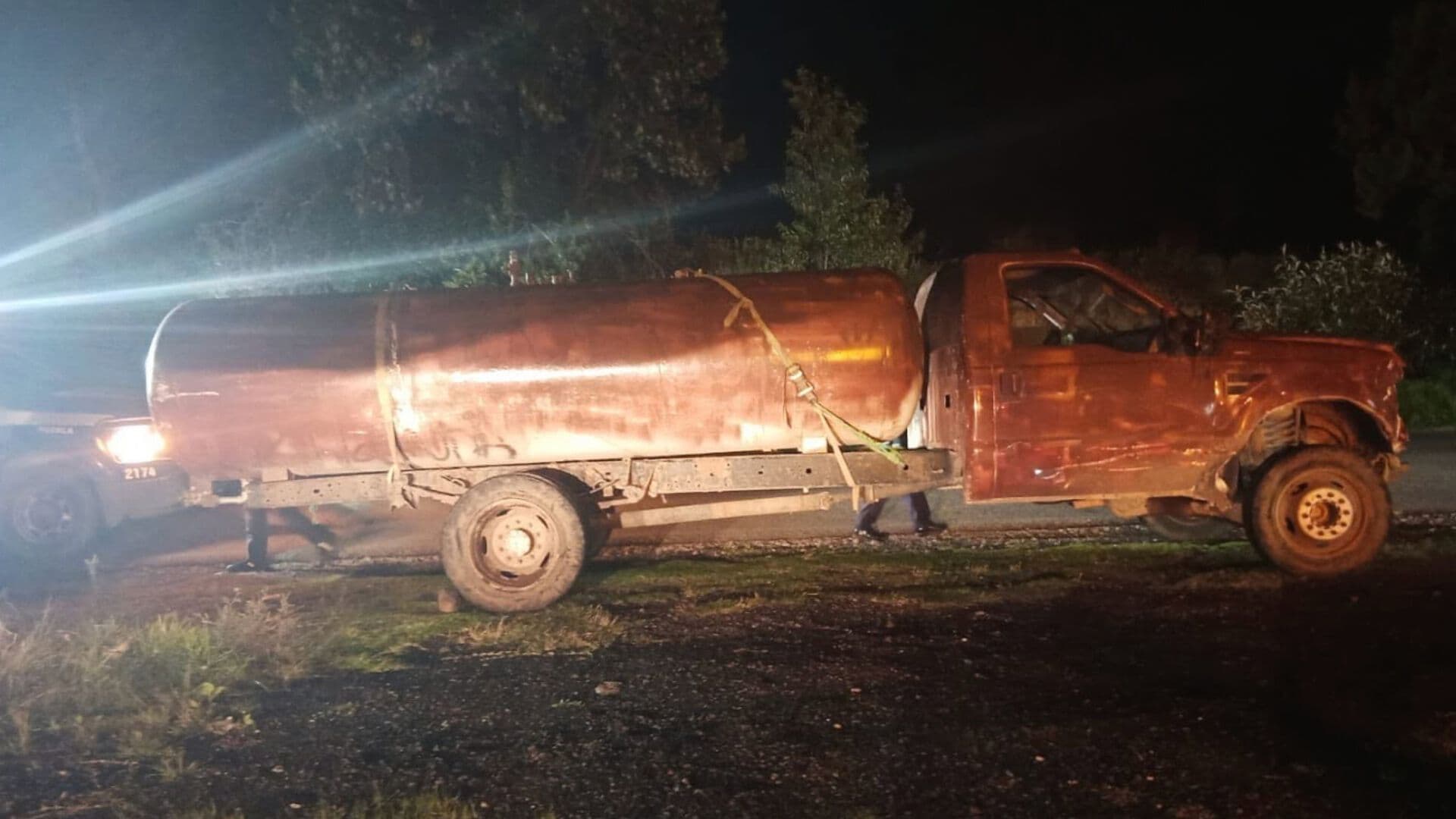 Autotanque Artesanal Gas LP Clandestino Santiago Coltzingo Tlahuapan Puebla