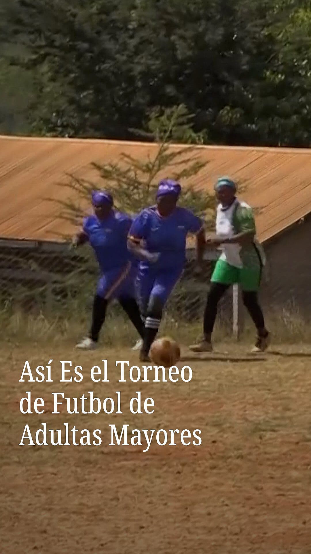 Así es el Torneo de Futbol de Adultas Mayores