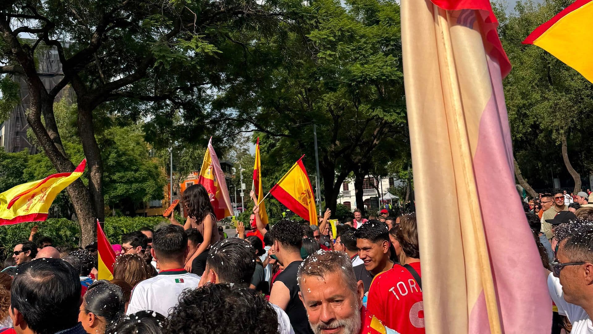 Así Lucen Desde el Aire los Festejos en el Ángel y la Fuente de Cibeles en la CDMX