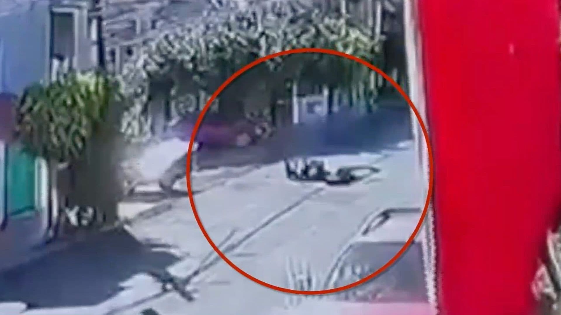 Motociclista Choca contra Camioneta por Corte de Circulación en Panotla, Tlaxcala