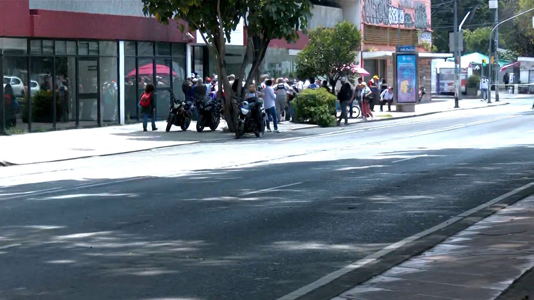Pensionados y Jubilados Bloquean Fray Servando en CDMX; Exigen Pagos