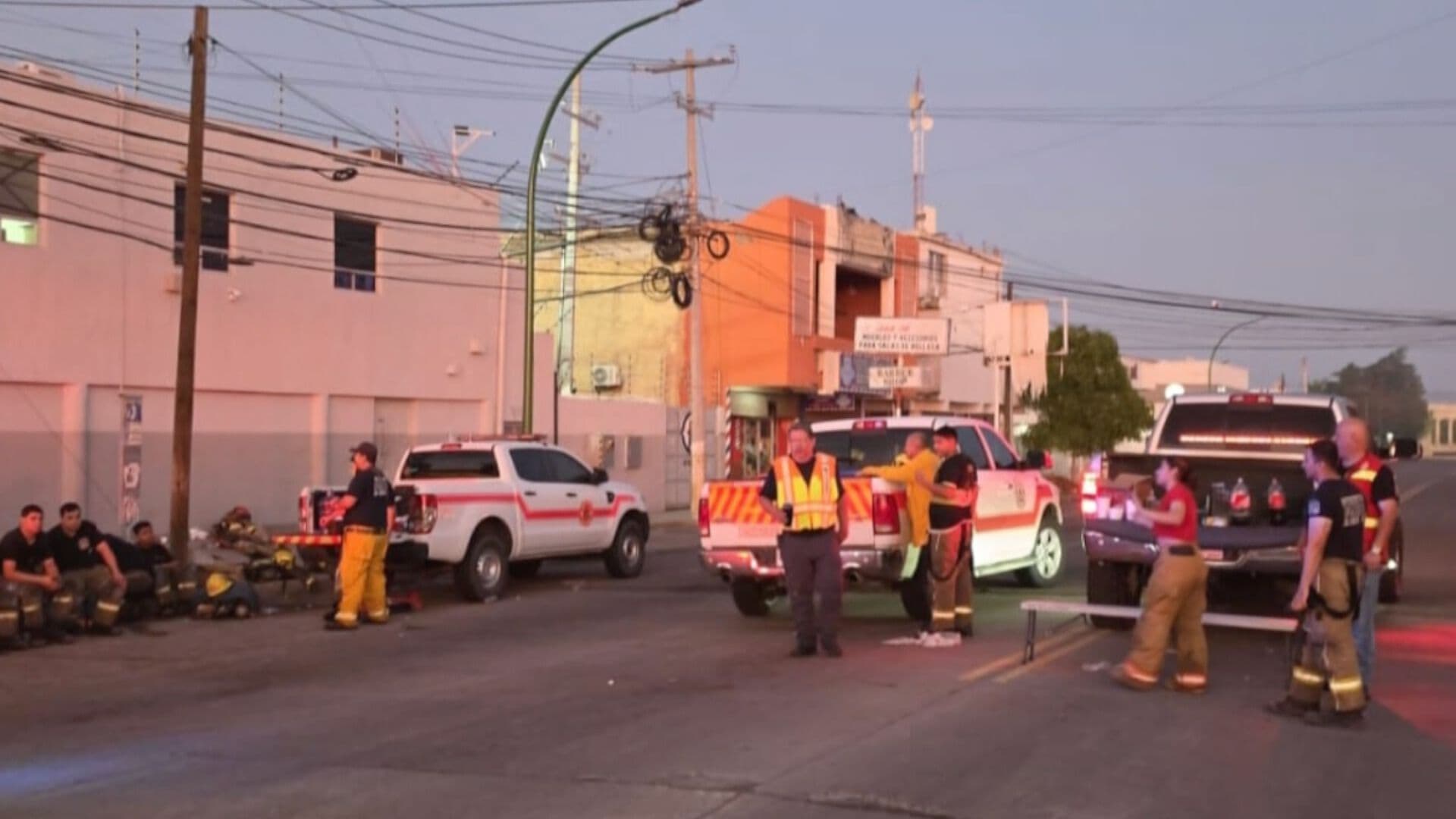 Bomberos Atendieron Incendio de Tapicería en Ciudad Obregón, Sonora