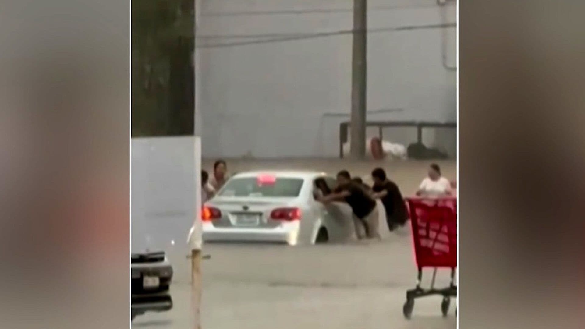 Tormenta en Reynosa, Tamaulipas, Provocó Inundaciones, Vehículos Varados y Apagones