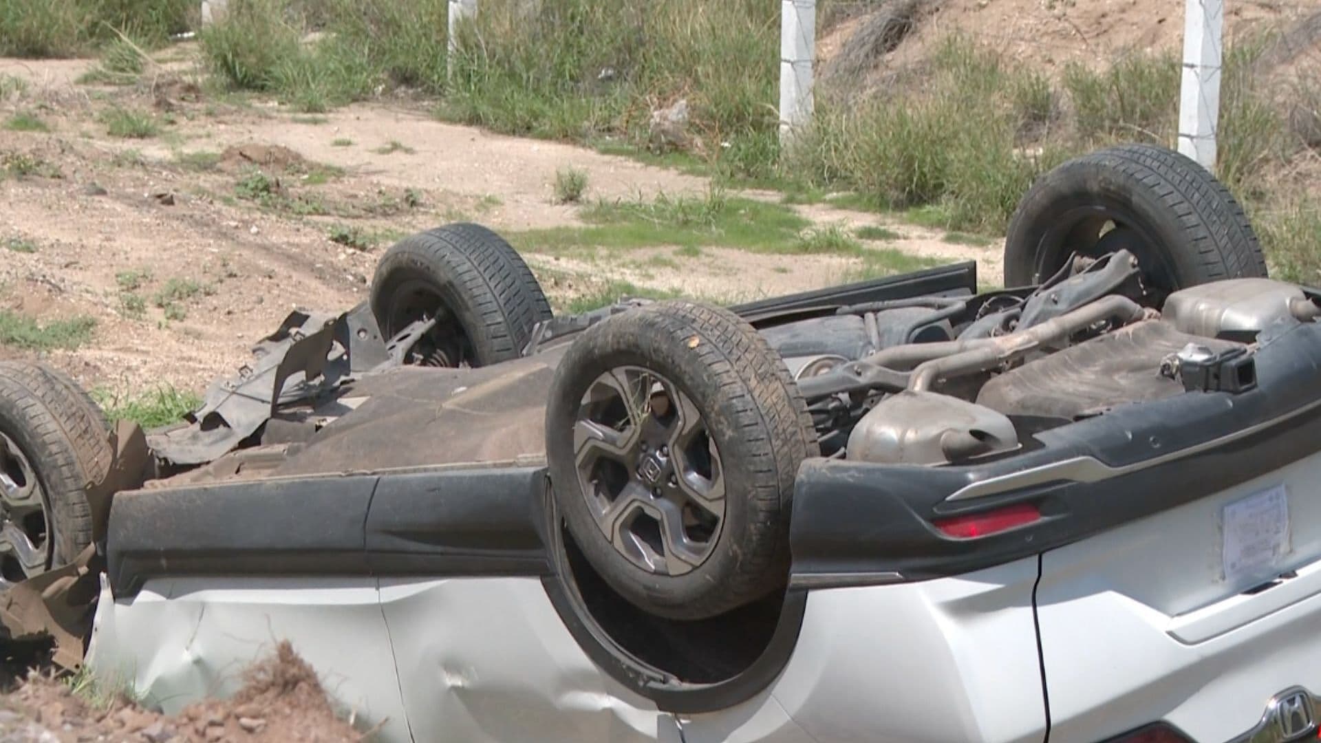 Mujer Lesionada tras Choque con Volcadura en la Salida Sur de Hermosillo