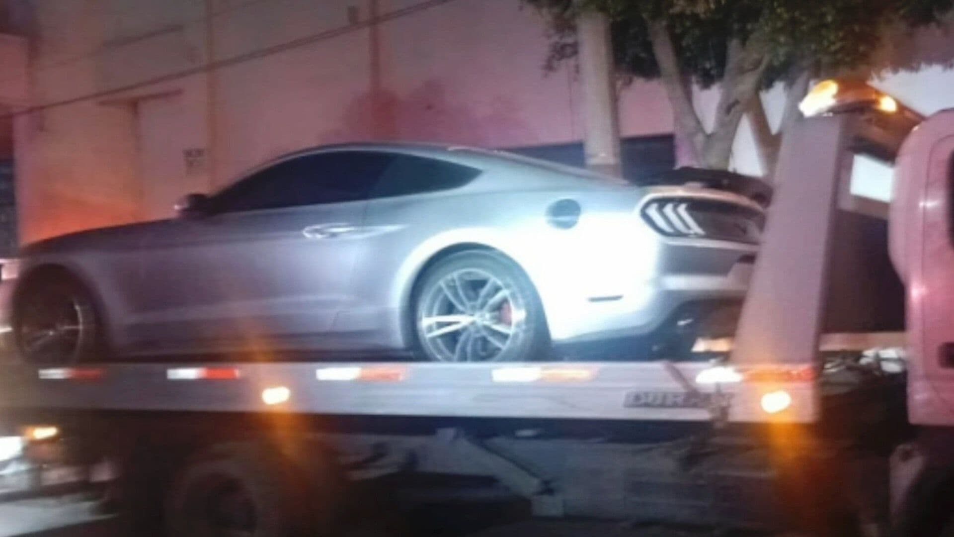 Aseguran 21 Vehículos Durante un Operativo de Arrancones en Calles de León
