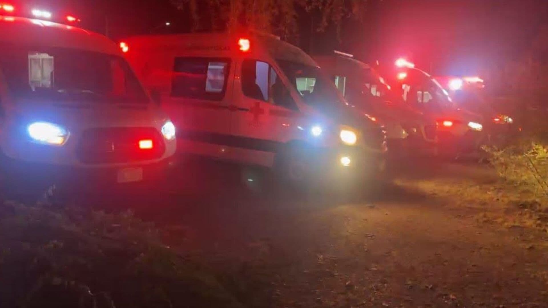 Camión de Pasajeros Choca de Frente Contra Tráiler en la Carretera Camargo a Ojinaga