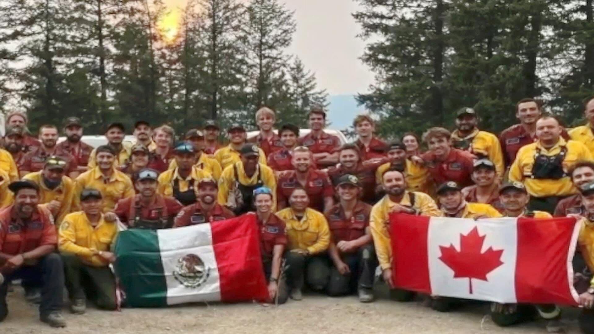 Bomberos de Guanajuato Viajan a Canadá para Apoyar en los Incendios