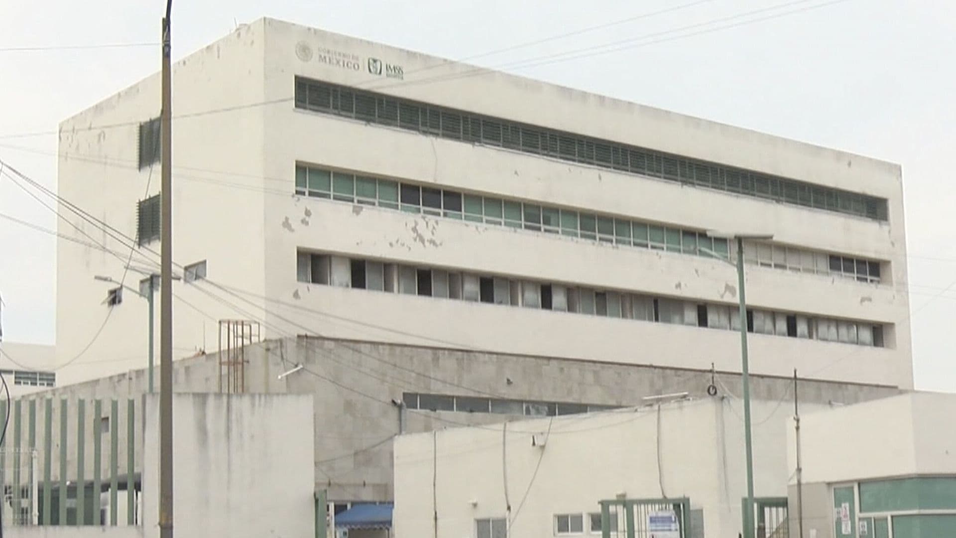 Joven que Cayó del Puente Tampico se Recupera en el Hospital Carlos Canseco