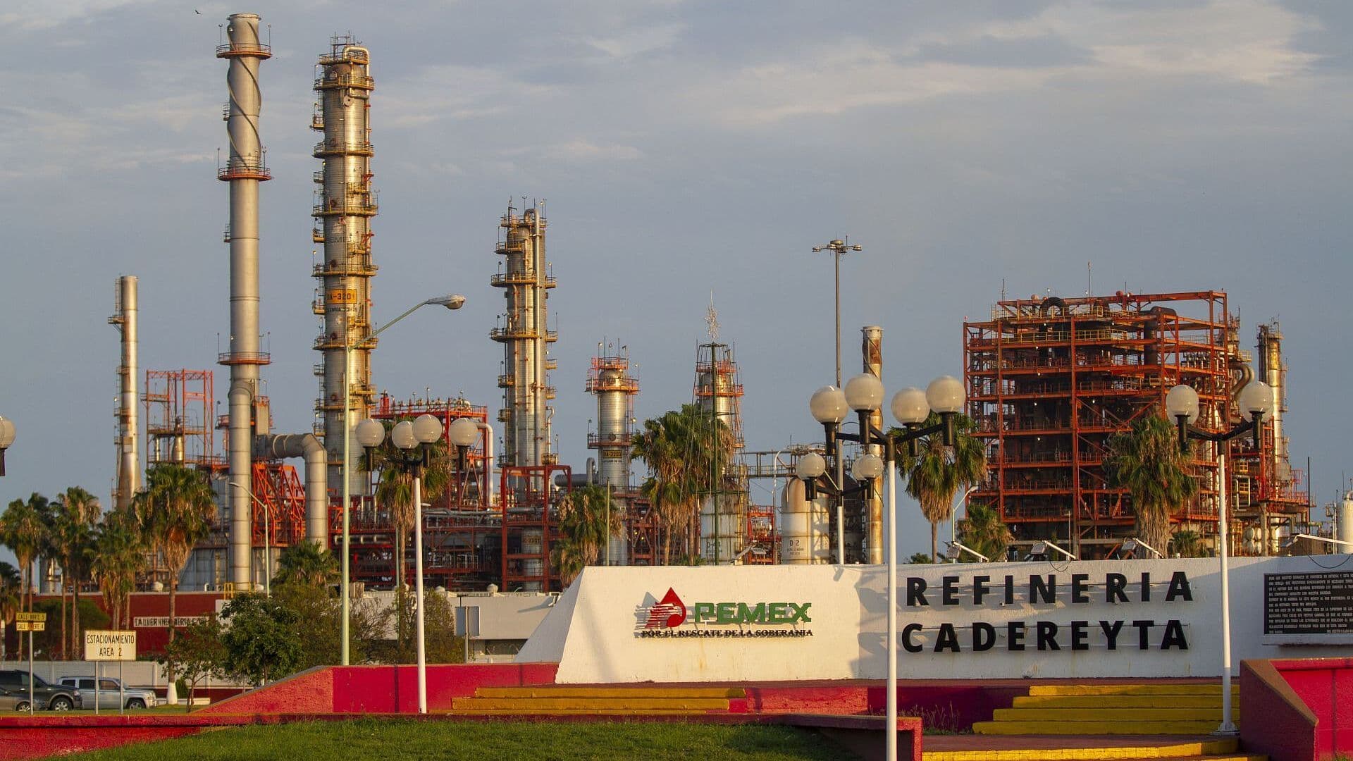 Los Bonos Mexicanos Han Sido Muy Afectados por las Finanzas de Pemex