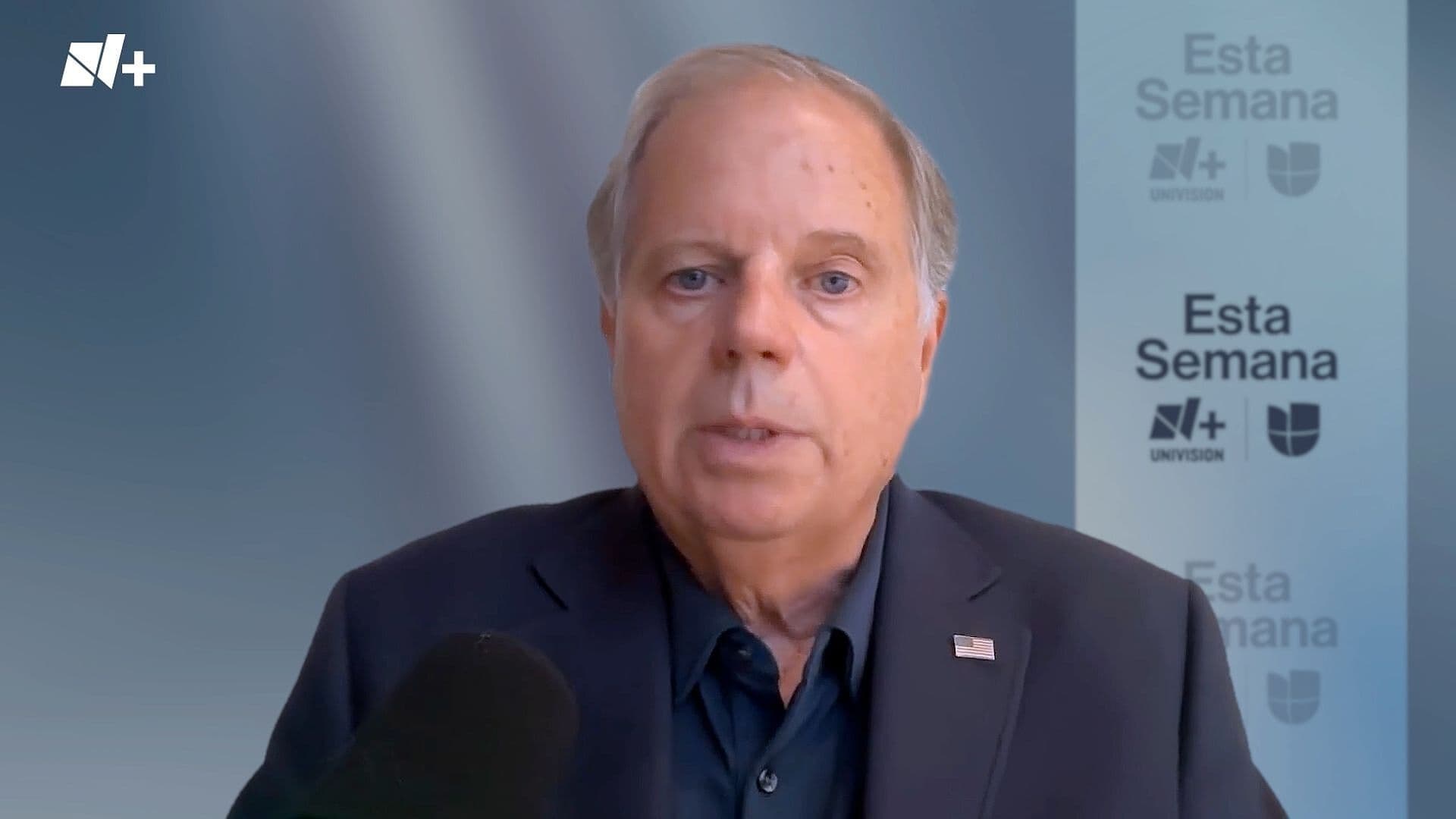 Doug Jones Acusa a Trump de Buscar Suprimir el Voto de Minorías en Estados Unidos