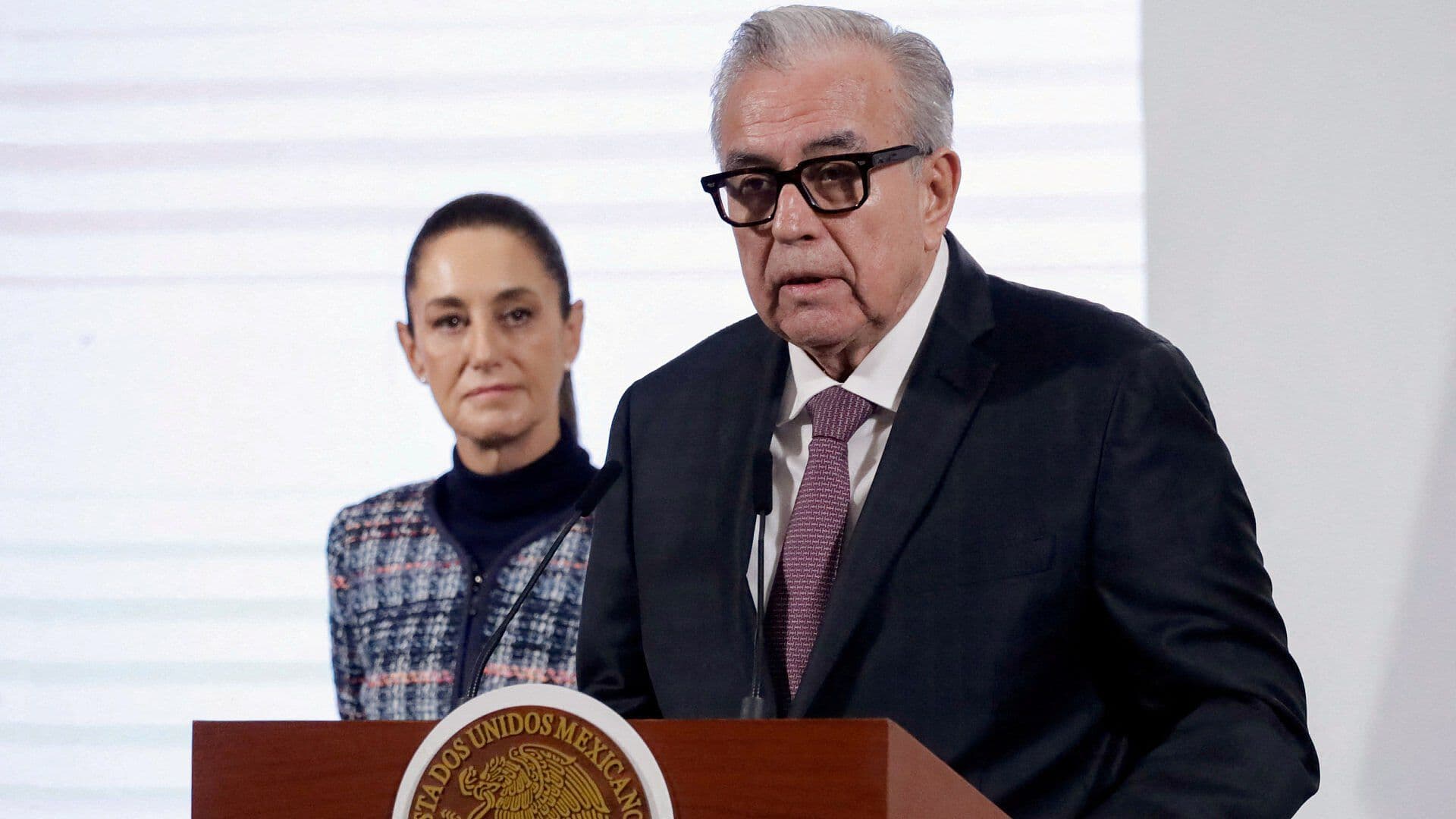 Podcast Política Déjà Vu: Presidentes que han Removido a Gobernadores en México