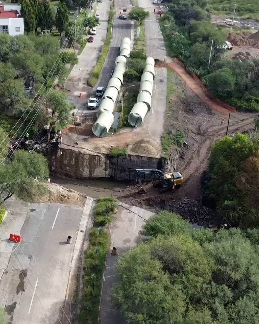 Obras en Juan Pablo II Afectan a Comerciantes y Estudiantes de Aguascalientes