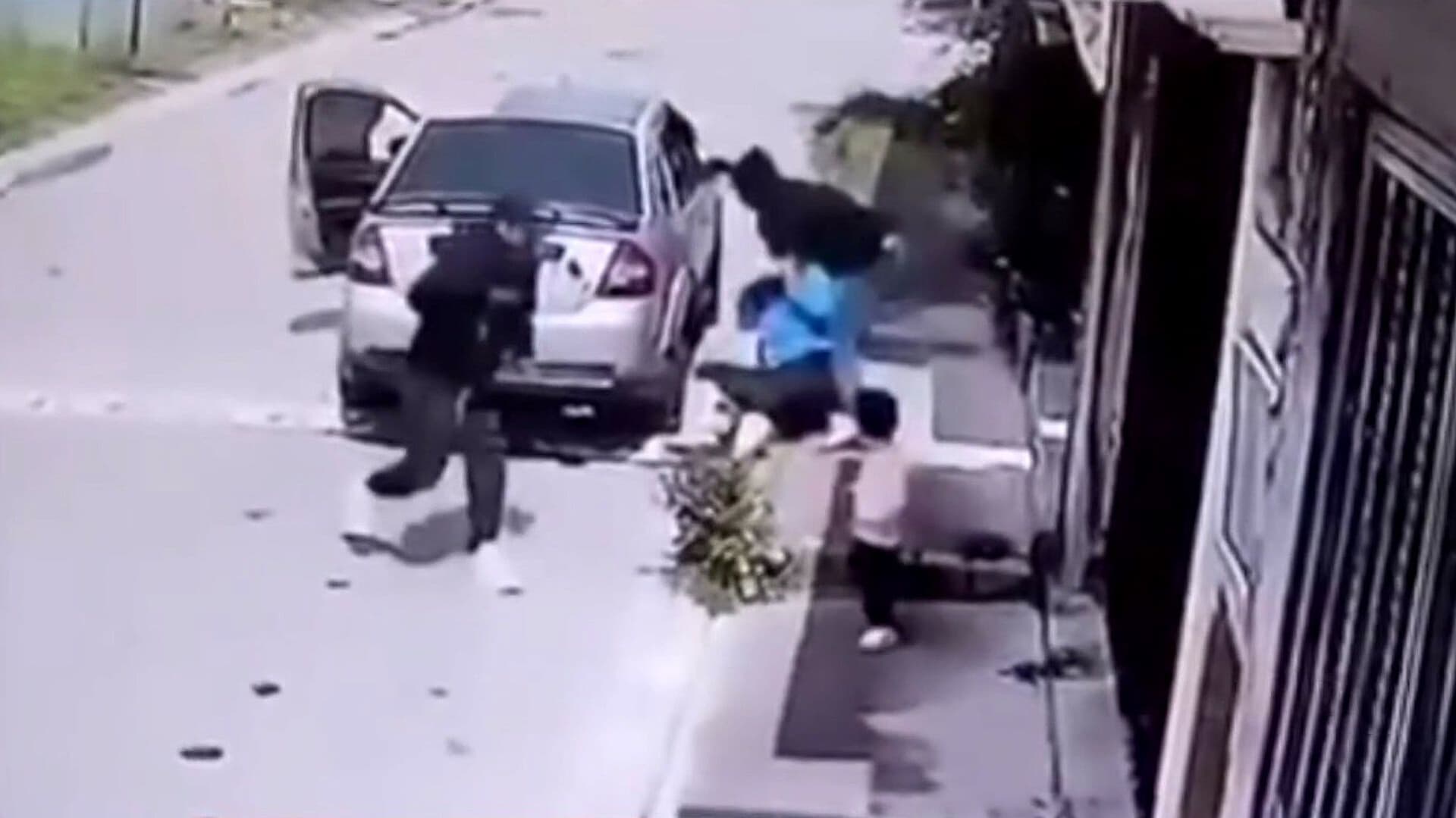 Buscan a Hombres que Raptaron a Niño Frente a su Madre en Coronango, Puebla