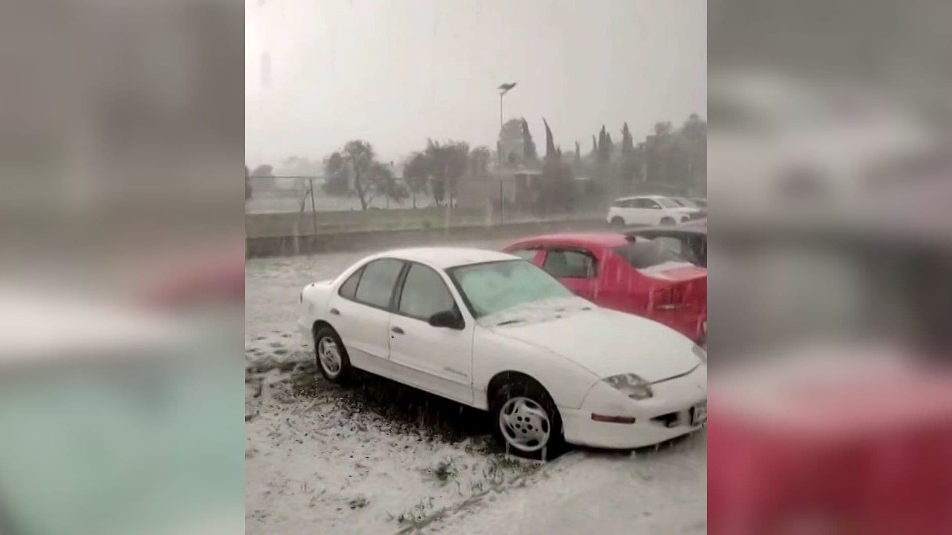 Lluvias y Granizo Dejan Calles Inundadas y Cubiertas de Hielo en Edomex