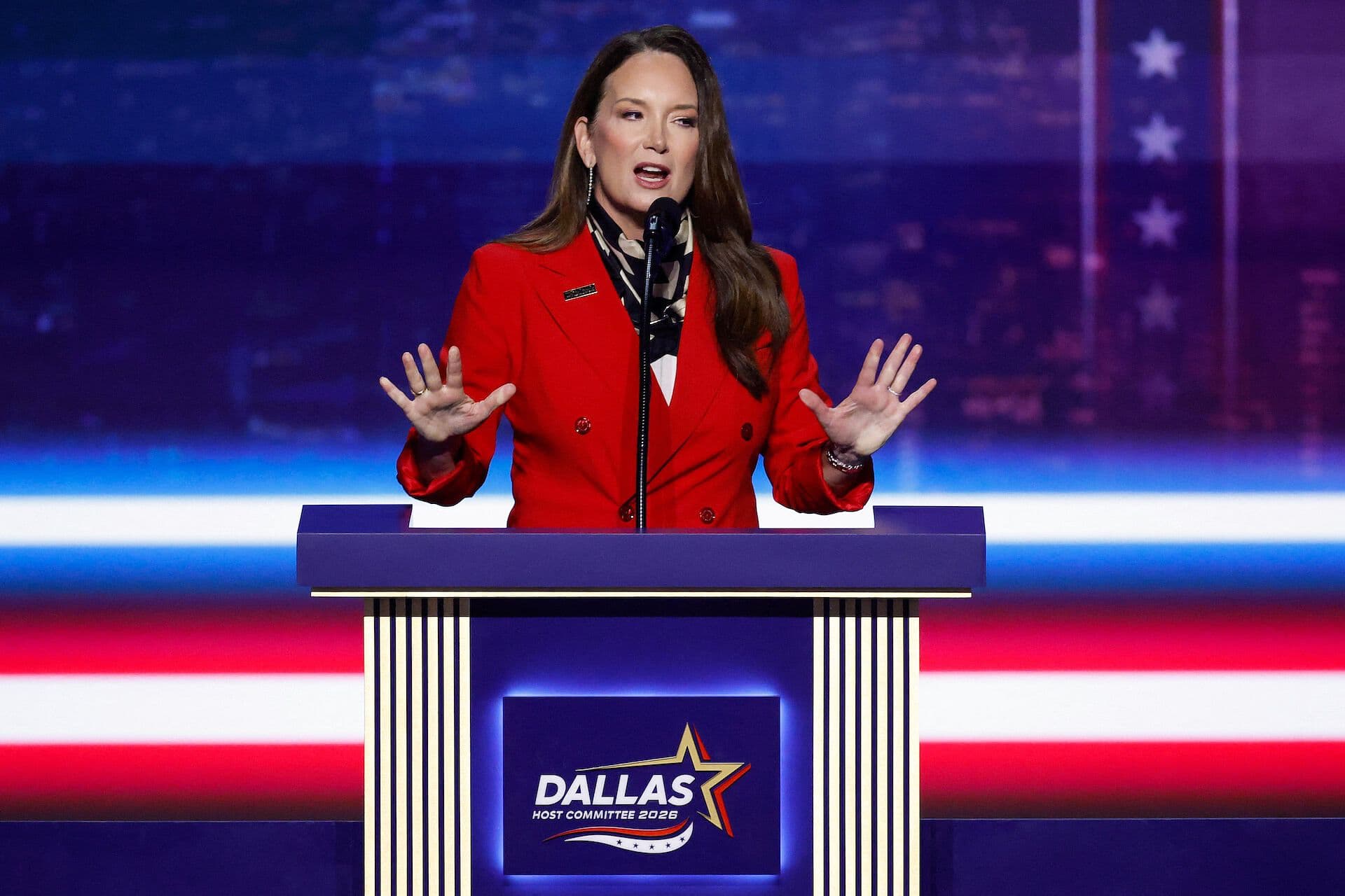 Brooke Rollins Defiende Aranceles a Canadá ante Temor de Agricultores en Estados Unidos