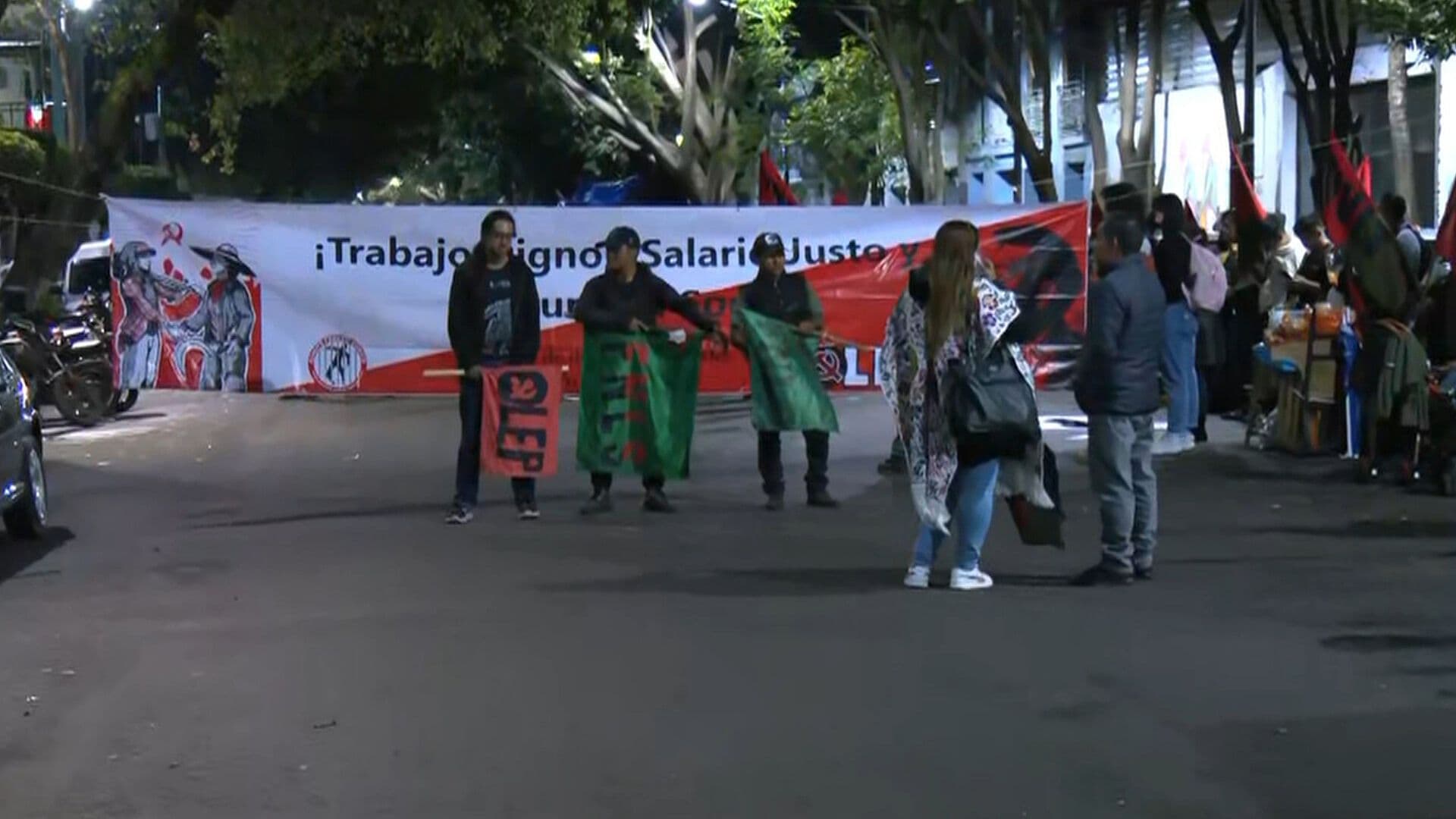 Colectivos de Búsqueda Realizan Mitin Fuera de Segob, CDMX