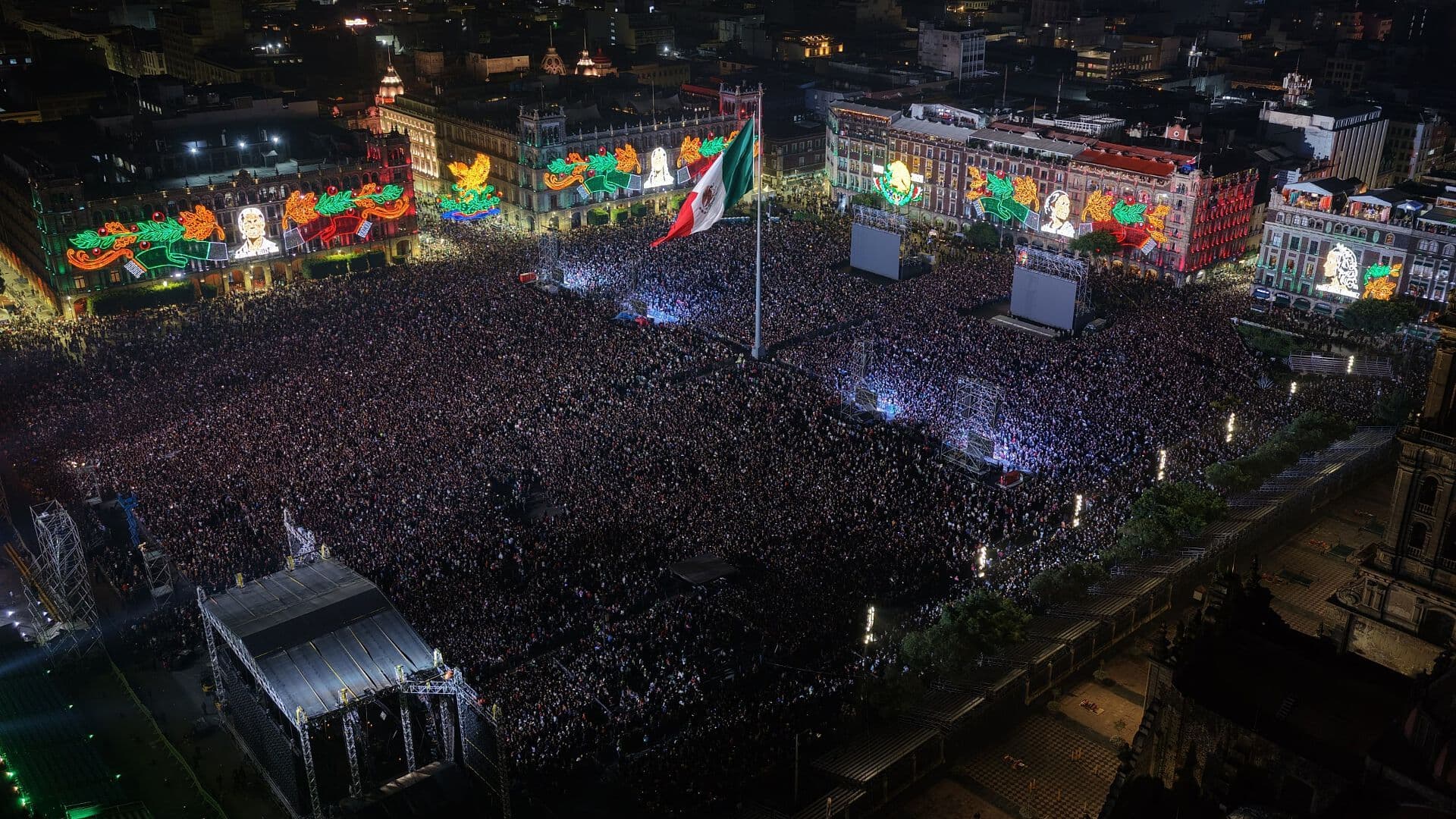 Zócalo Reúne a 180 Mil Personas Durante el Grito de Independencia 2026