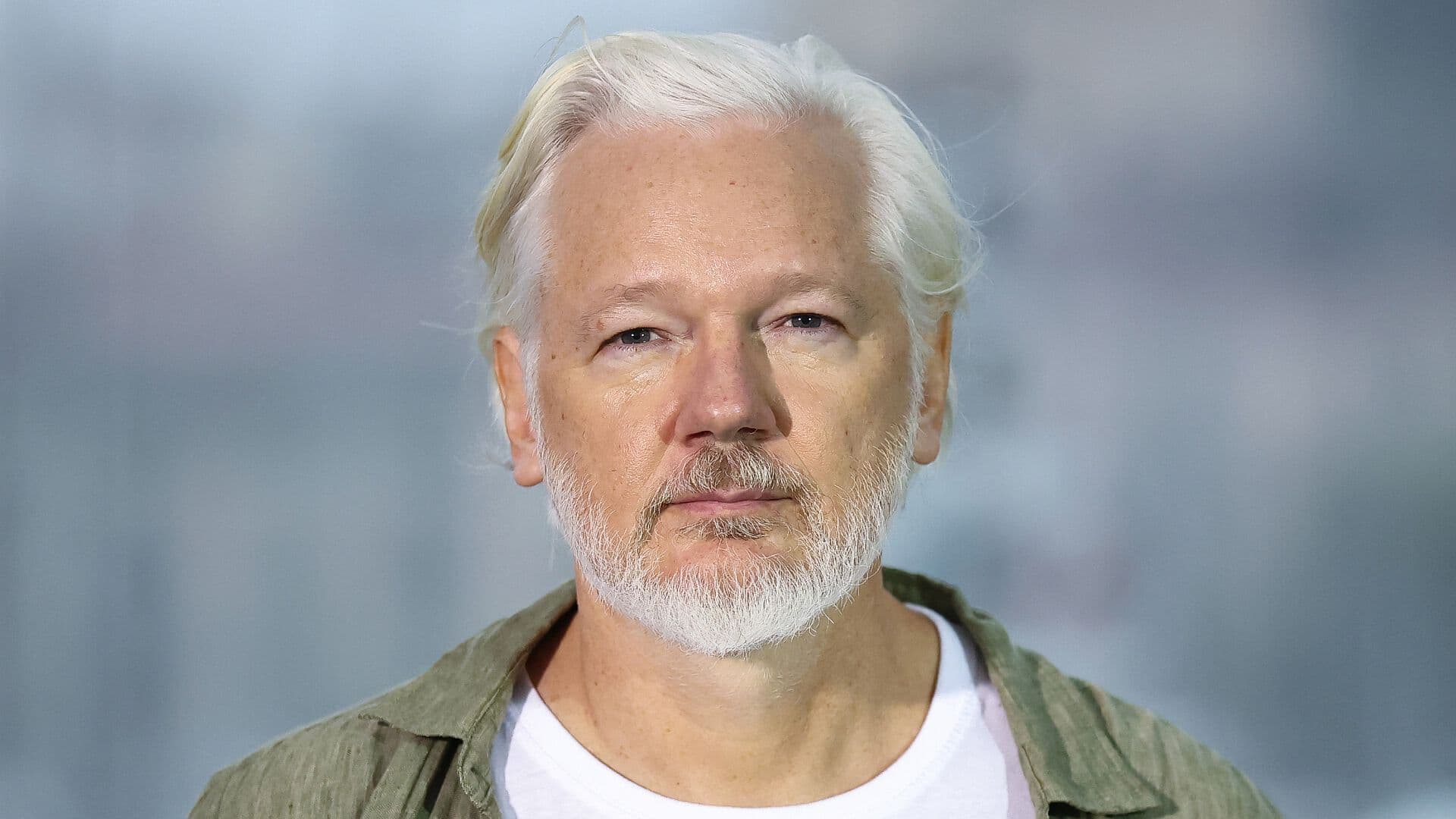 'He Vuelto': Julian Assange Regresa a Redes Sociales