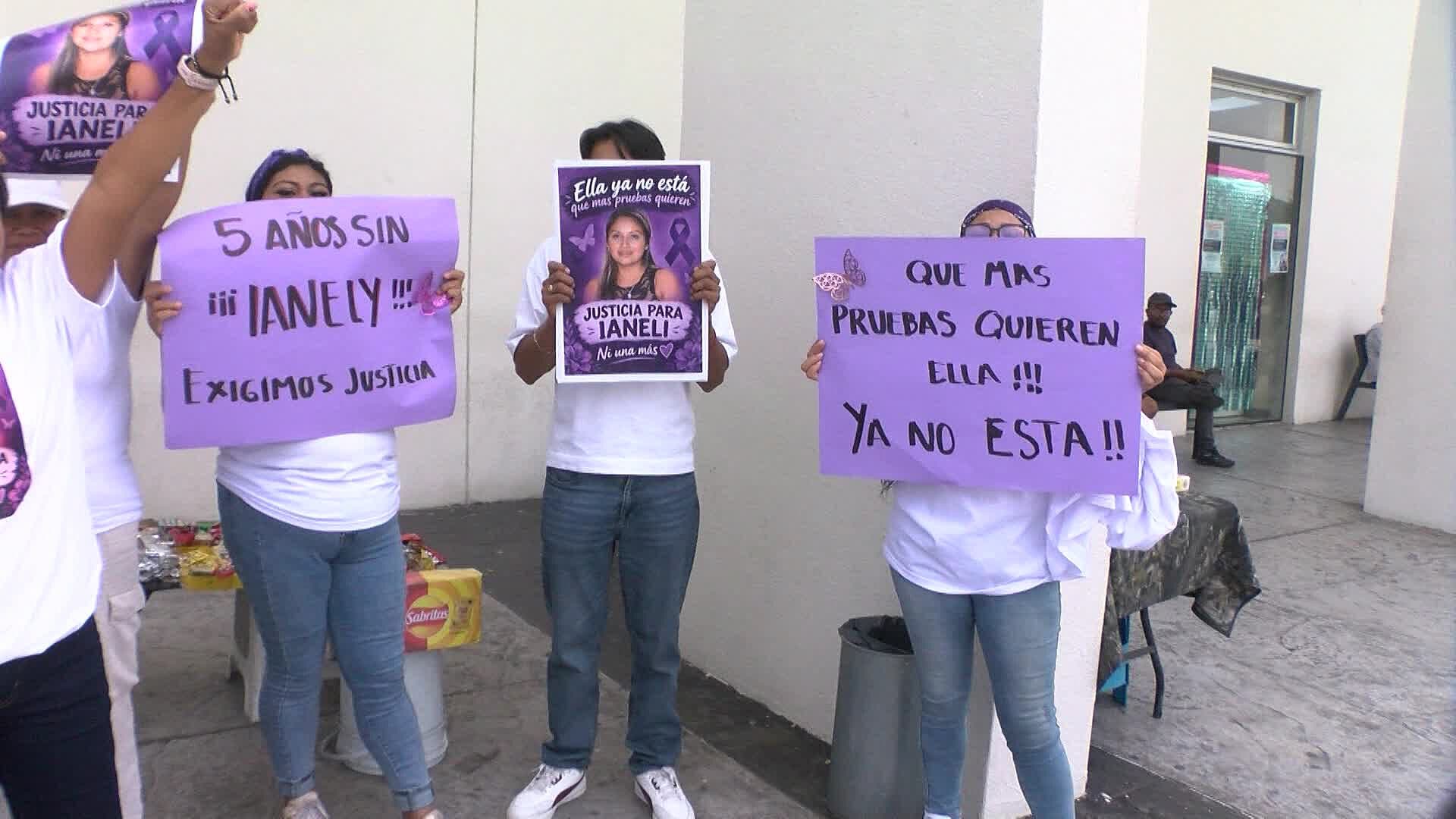 Familiares de Ianeli, Víctima de Feminicidio, Piden Justicia Durante 5 Años