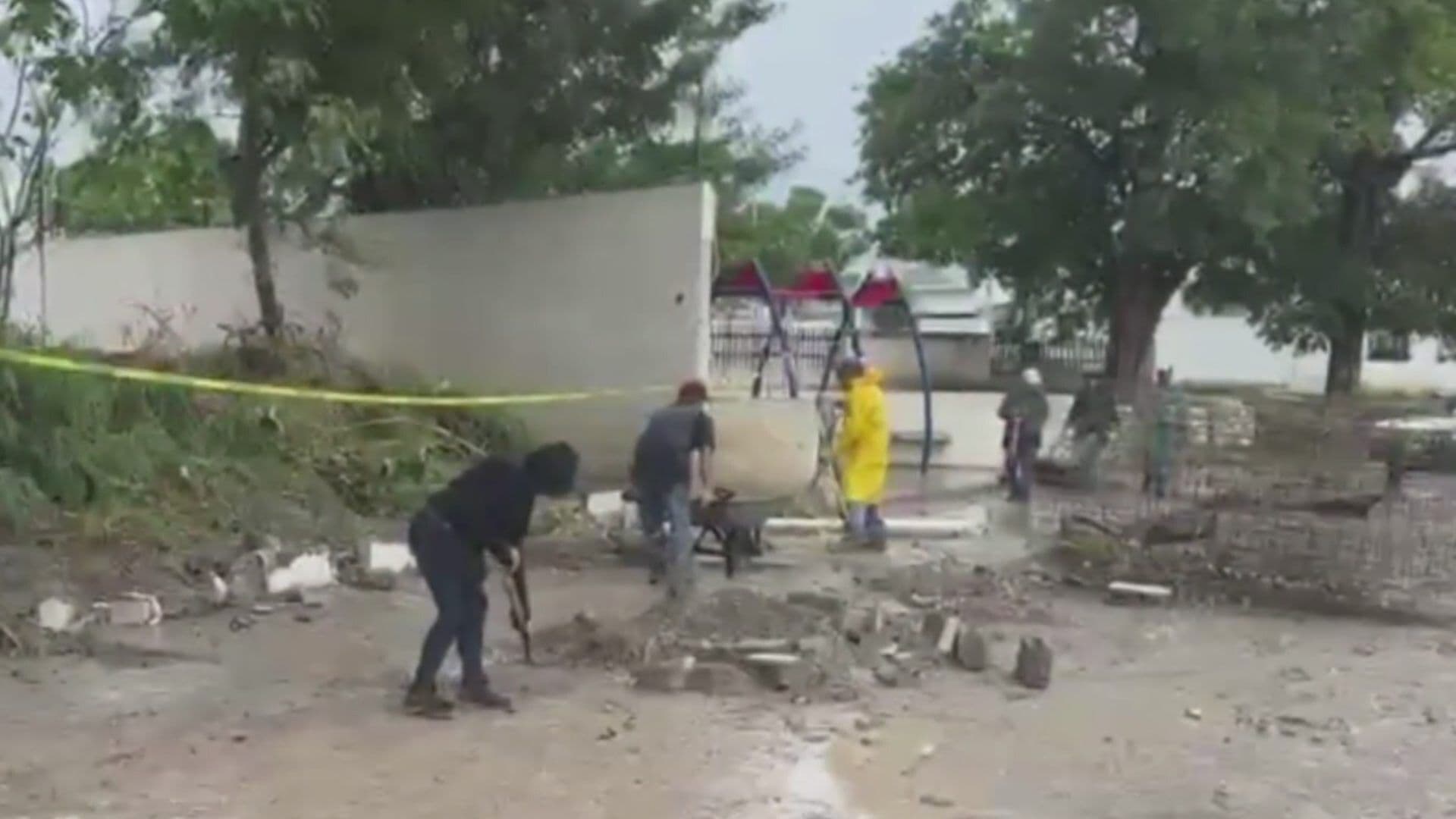 Cae Barda Perimetral por Lluvias en García, Nuevo León