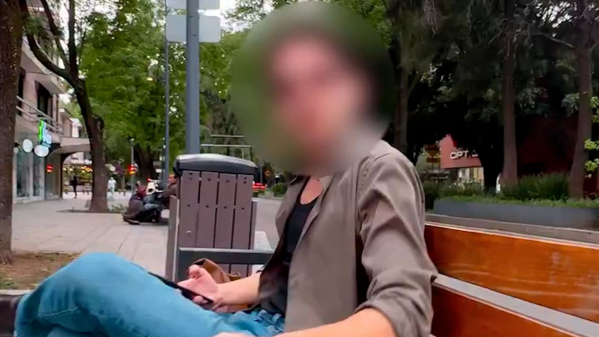 Hombre le Reclama a Influencer por Hablar Español en México