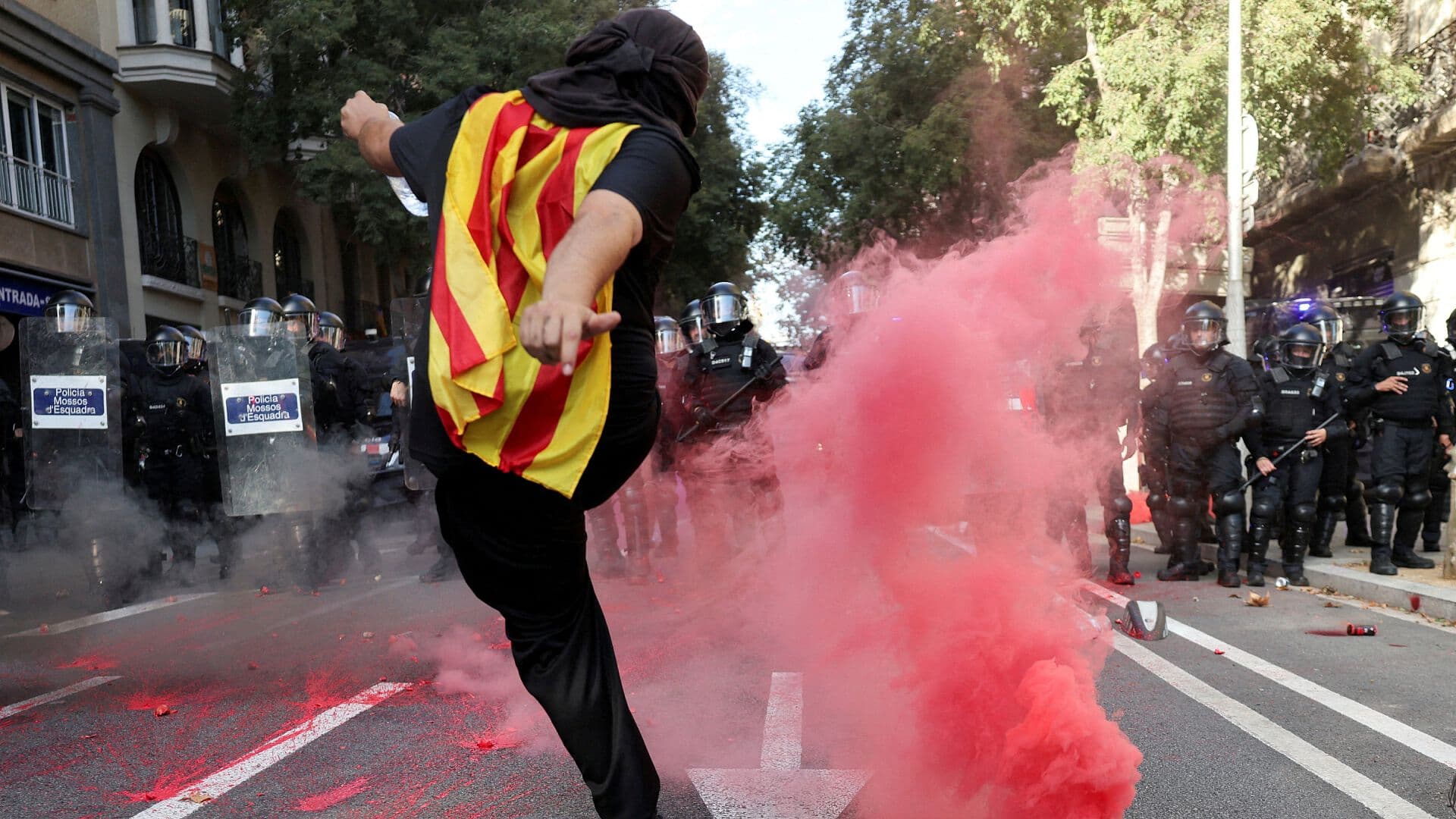 Así se Viven las Protestas en Barcelona por Crisis de Vivienda
