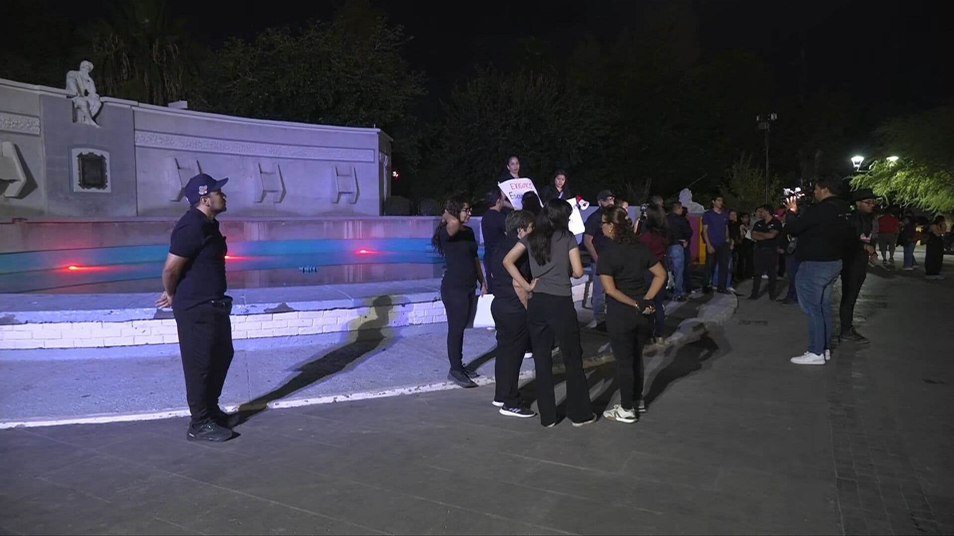 Realizan Manifestación Pacífica por Ataque en Secundaria 13 de Torreón