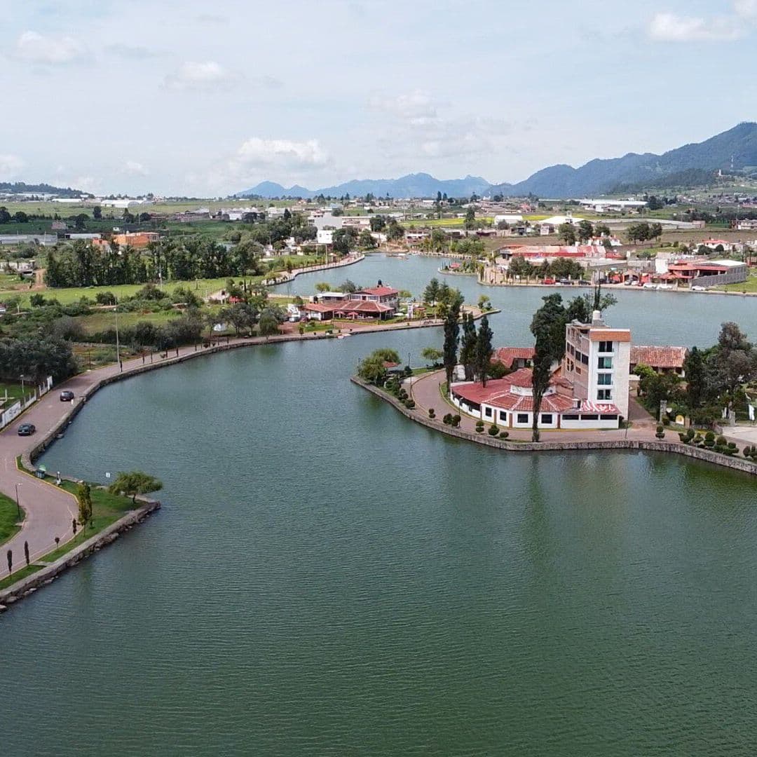 Avanza Construcción del Puente Axolotl en Chignahuapan, Puebla