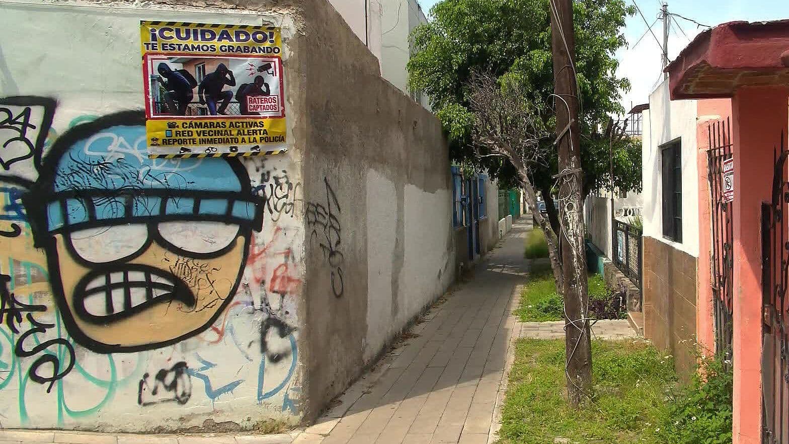 Reportan Presunto Consumo de Drogas Afuera de la Prepa 12, en Guadalajara
