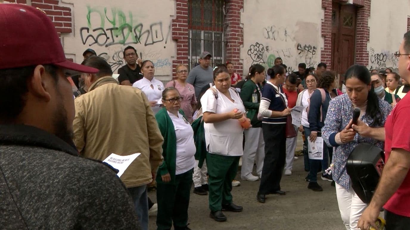 Manifestación Trabajadores IMSS Sede SNTSS Calle 4 Sur Colonia El Carmen Puebla