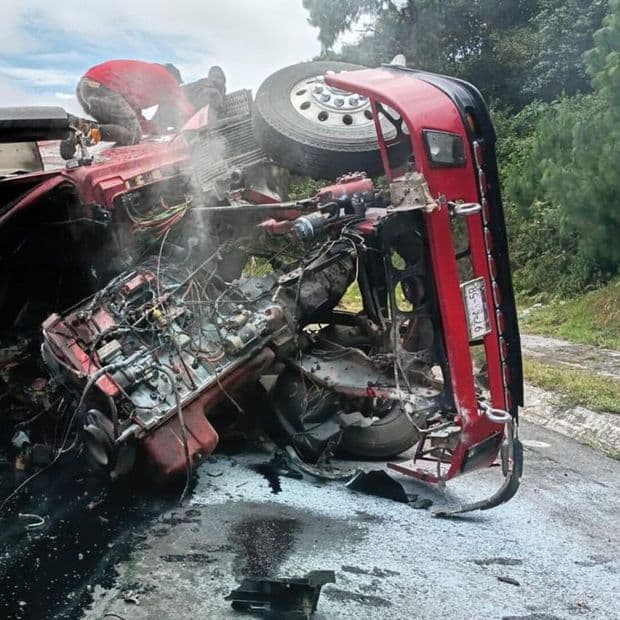 Identifican a Trailero Fallecido tras Accidente en Autopista Puebla-Orizaba