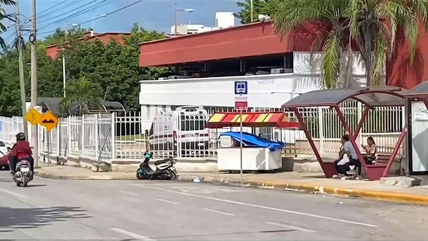 Investigan Presunto Brote de COVID-19 en Primaria de Carmen, Campeche