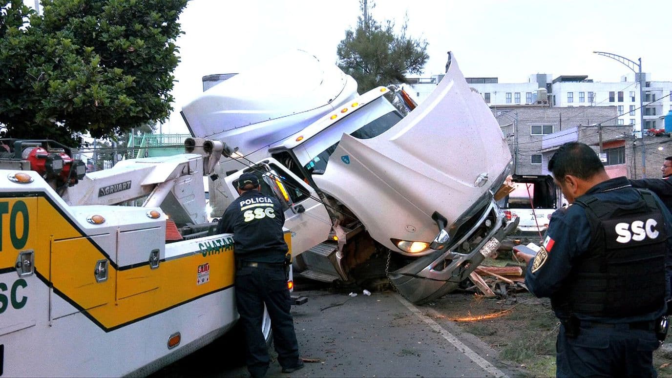 Incidentes Viales Colapsan Tránsito de Miles de Personas en ZMVM
