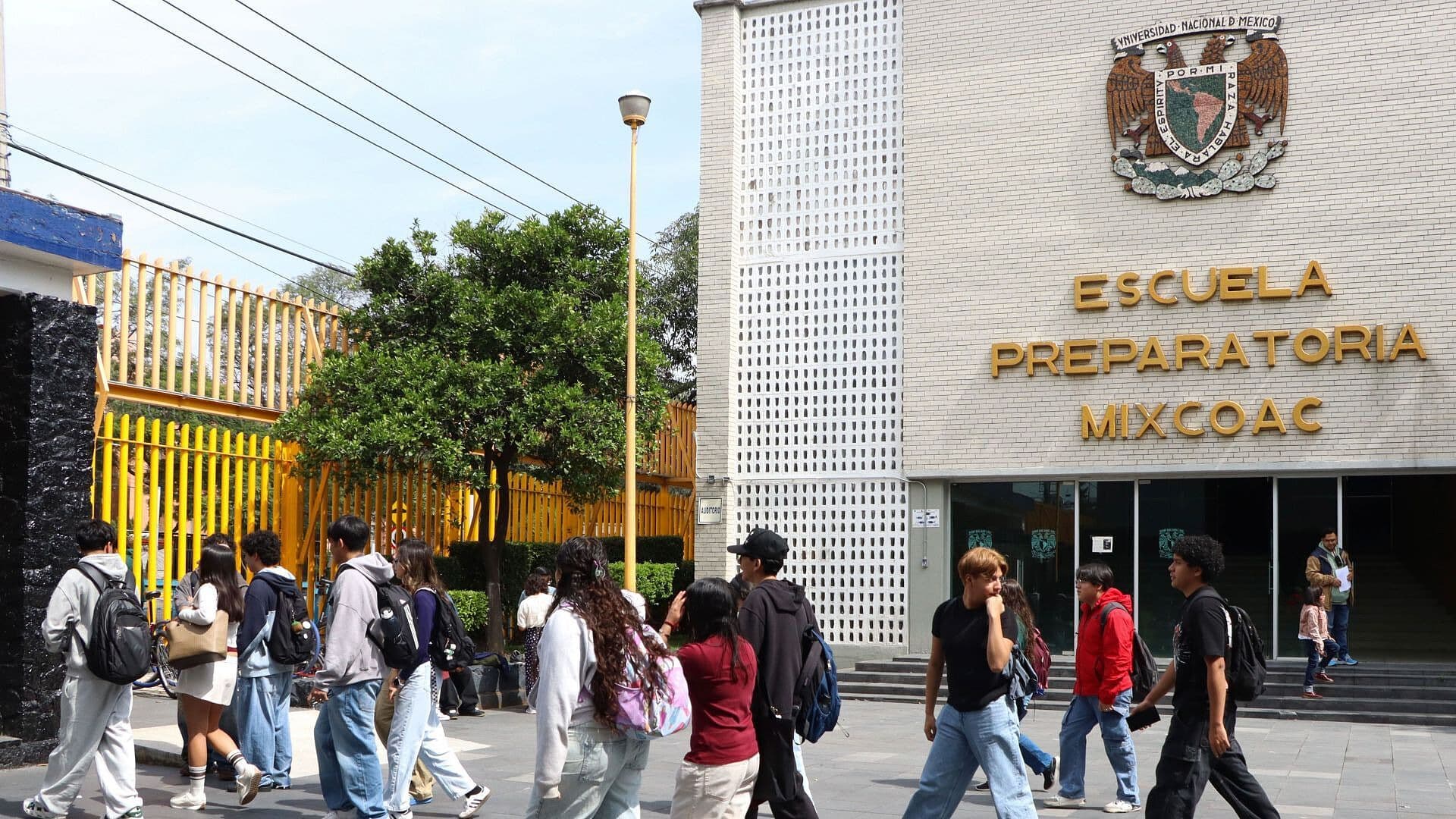 Prepa 8 de la UNAM Suspende Actividades; Prepa 1 Impartirá Clases en Línea