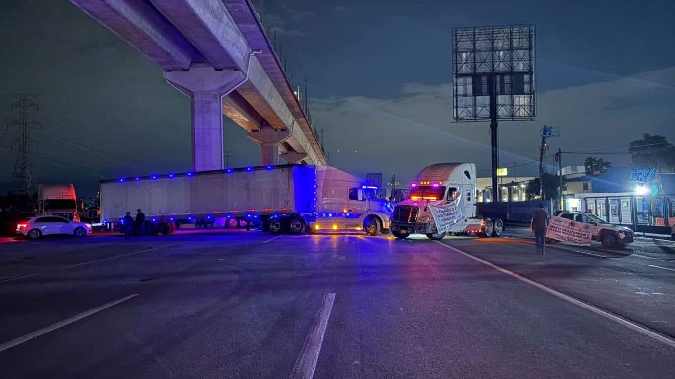 Un Grupo de Transportistas Inicia Paro y Movilizaciones en Gran Parte del País