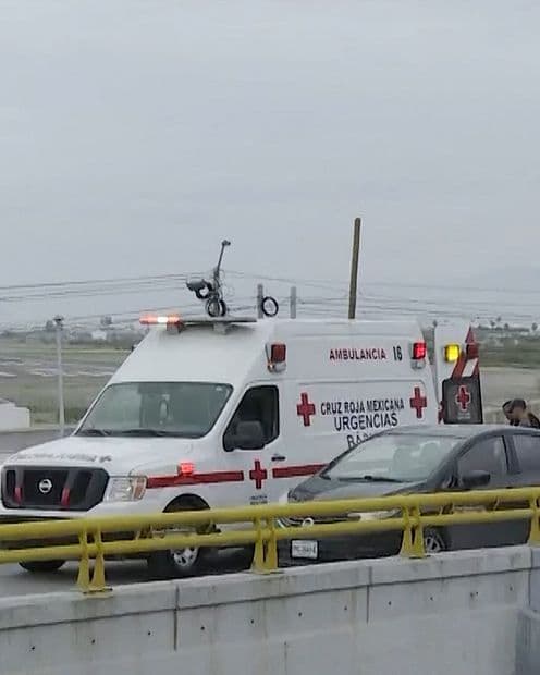 Motociclista Resulta Lesionado al Derrapar en Puente de Torreón, Coahuila