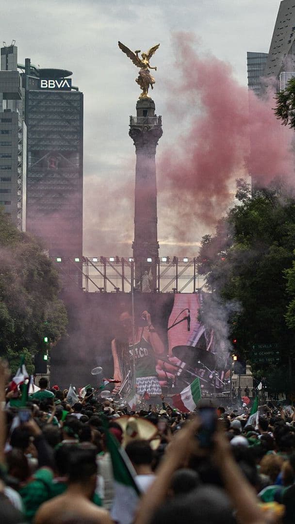 Afición Mexicana Celebra los Triunfos de la Selección