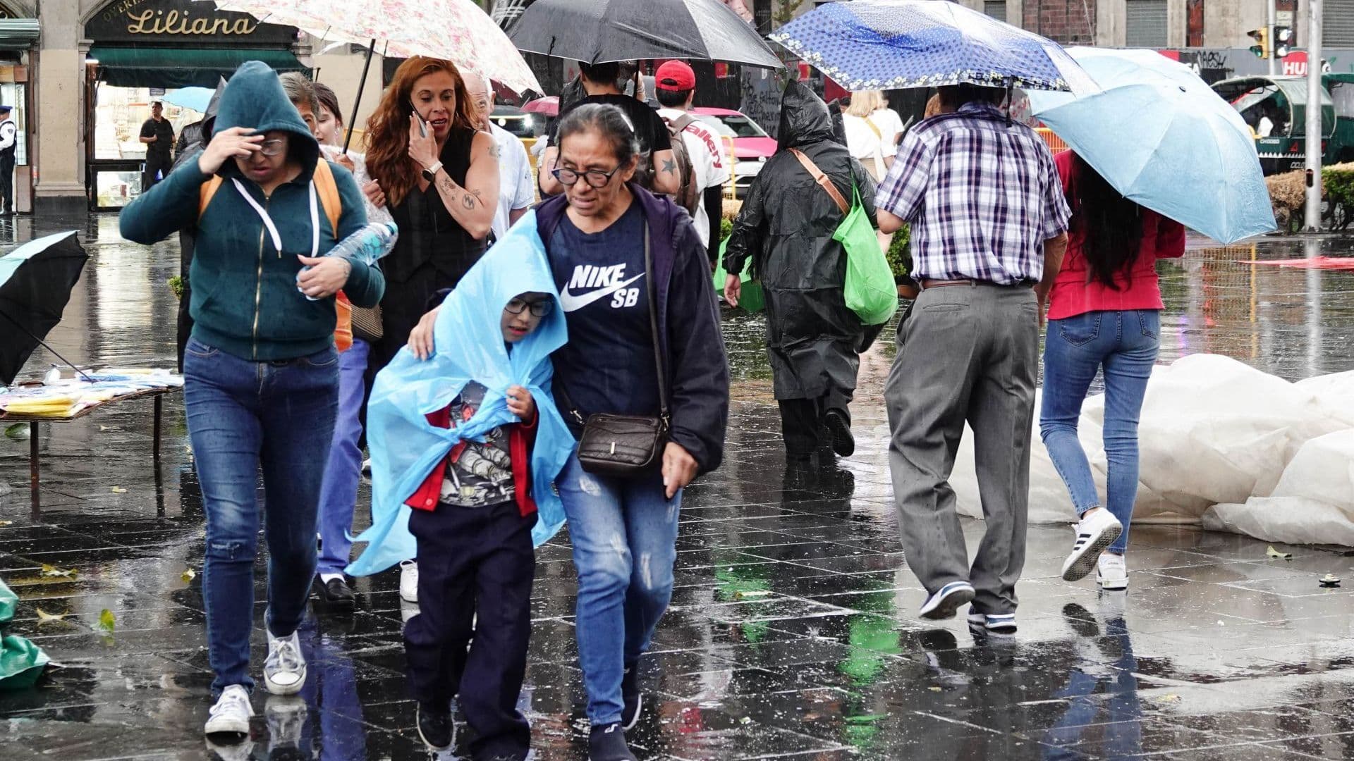 Alerta Amarilla en CDMX y Edomex: Lluvias Fuertes y Granizo Podría Extenderse Hasta la Noche de Hoy