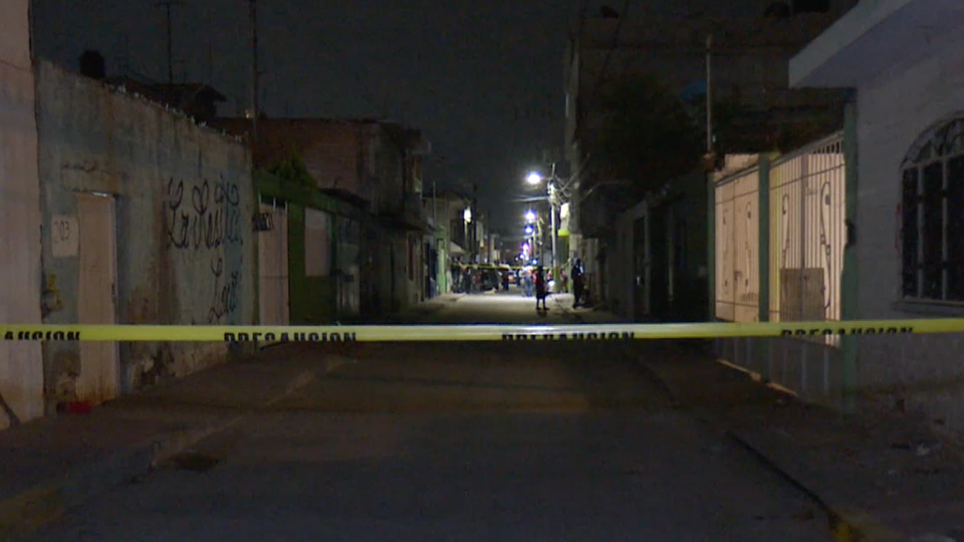 Un hombre de 50 años identificado como Anastacio, fue encontrado muerto en el patio de su casa.