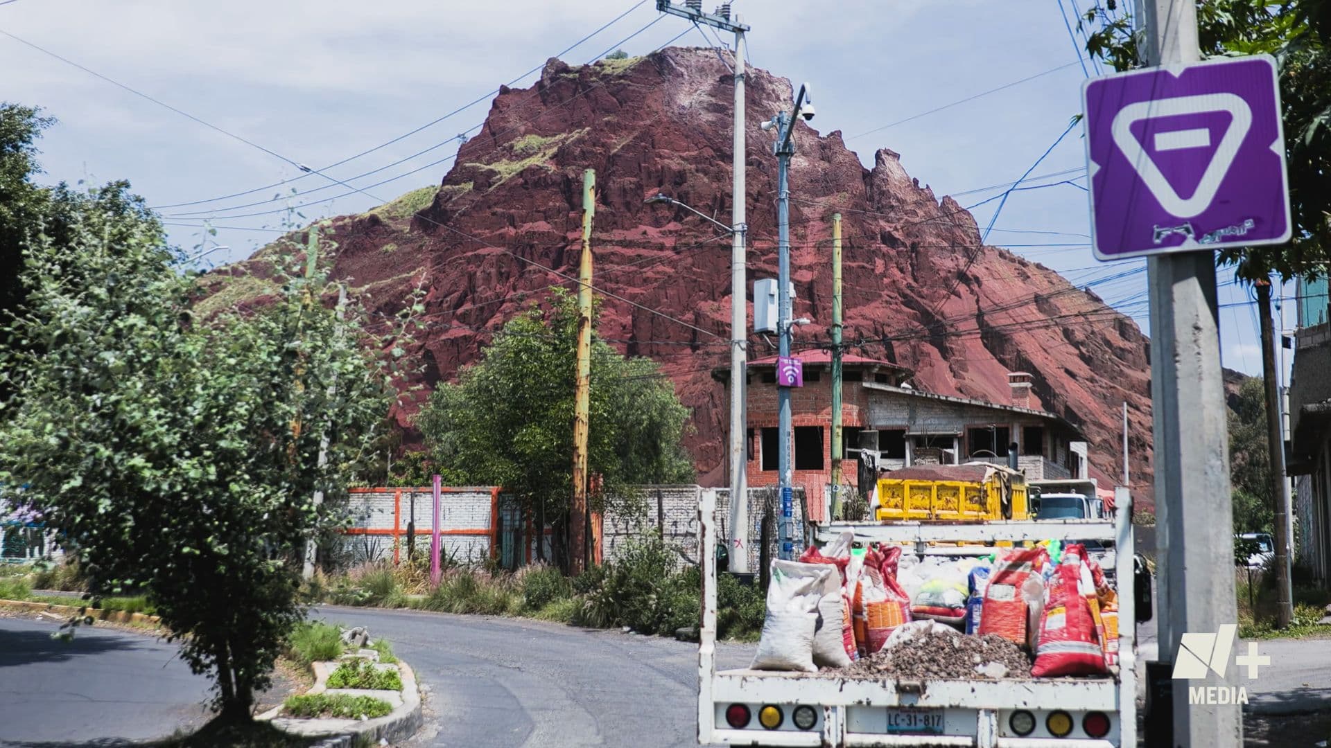 Así se ven 40 Años de Destrucción: La Historia del Volcán Yuhualixqui en Iztapalapa