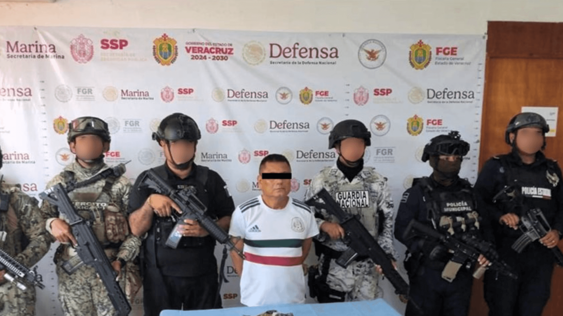 Rescatan Dos Personas Privadas de la Libertad Durante Diferentes Cateos en Veracruz