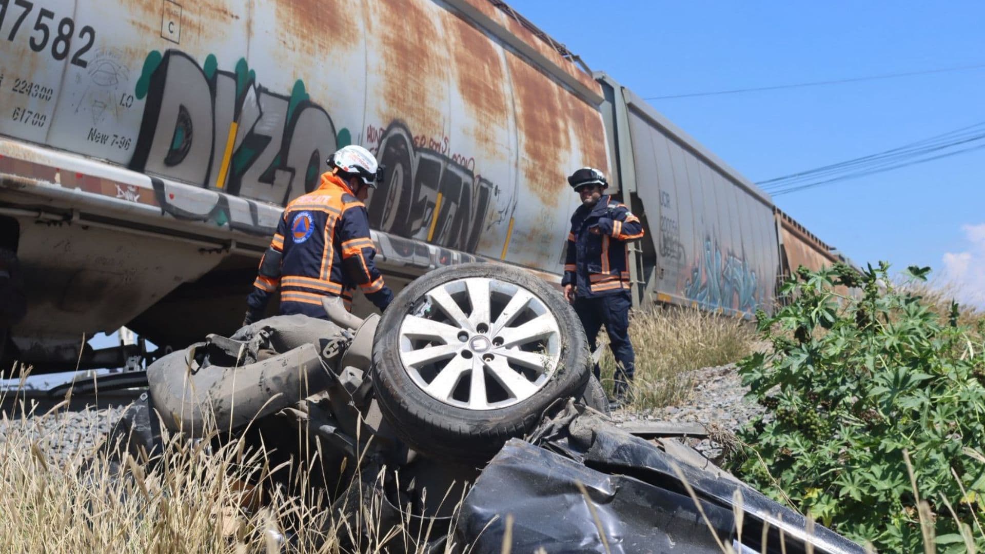 Choque Contra Tren Provoca Cierre de Más de Dos Horas en la Estatal 200