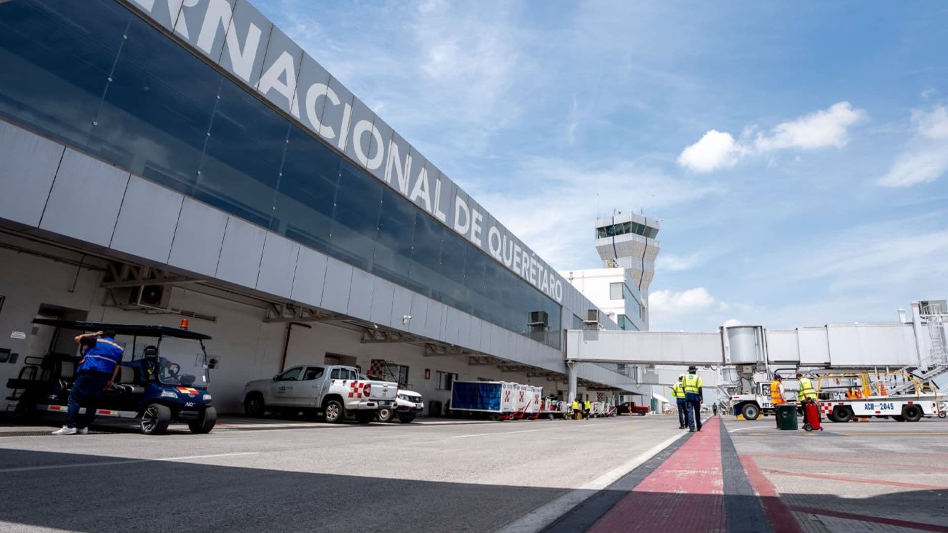 Aeropuerto Internacional de Querétaro Reporta Cierre de Pista Hoy; Esto Sabemos