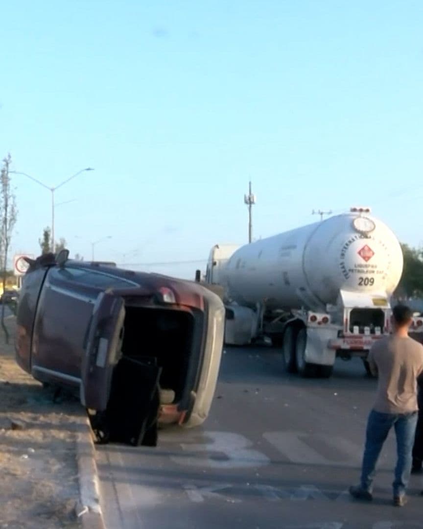 Conductor Choca Contra Pipa de Combustible tras Dormitar en Piedras Negras