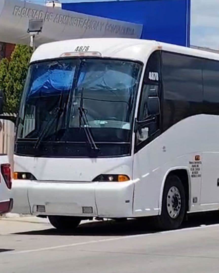 Decomisan Lanzagranadas y Rifles Ocultos en Autobús en Puente Internacional Dos en Coahuila